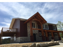 Waterfront Chalet in Mont-Tremblant area